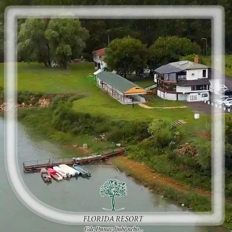 Florida Resort Backa Palanka Bagian luar foto